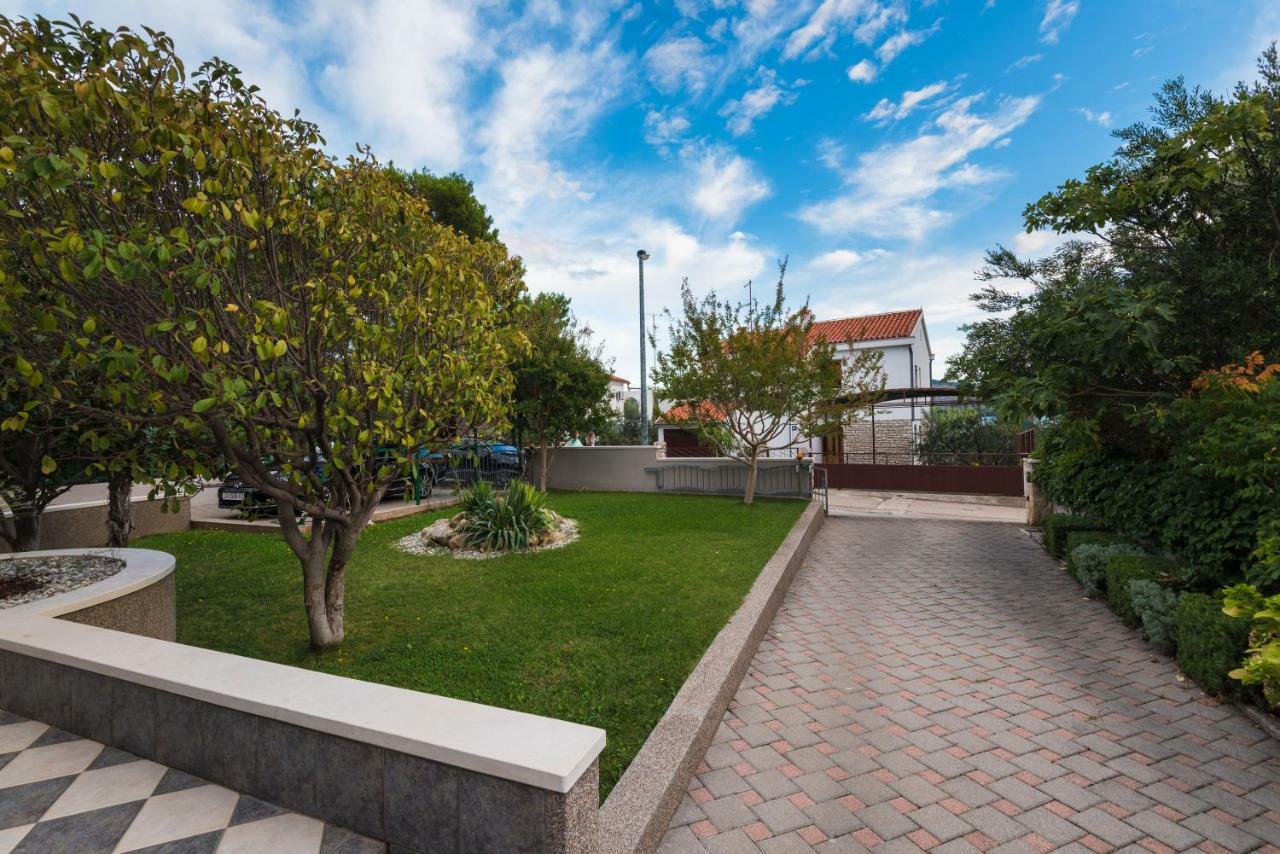 Villa Croatica Apartments Zaboric Exterior foto