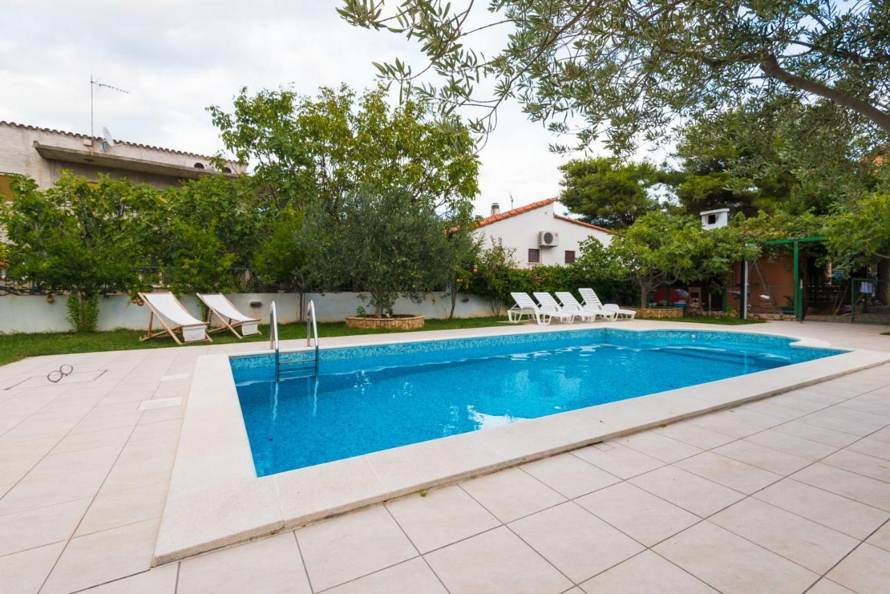 Villa Croatica Apartments Zaboric Exterior foto